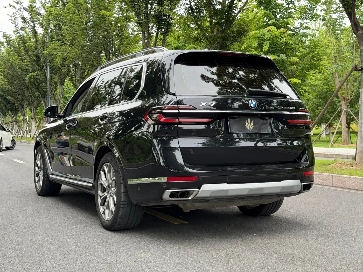 Фото 16 - BMW X7