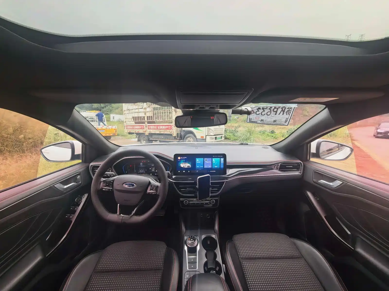 Фото 5 - Ford Focus