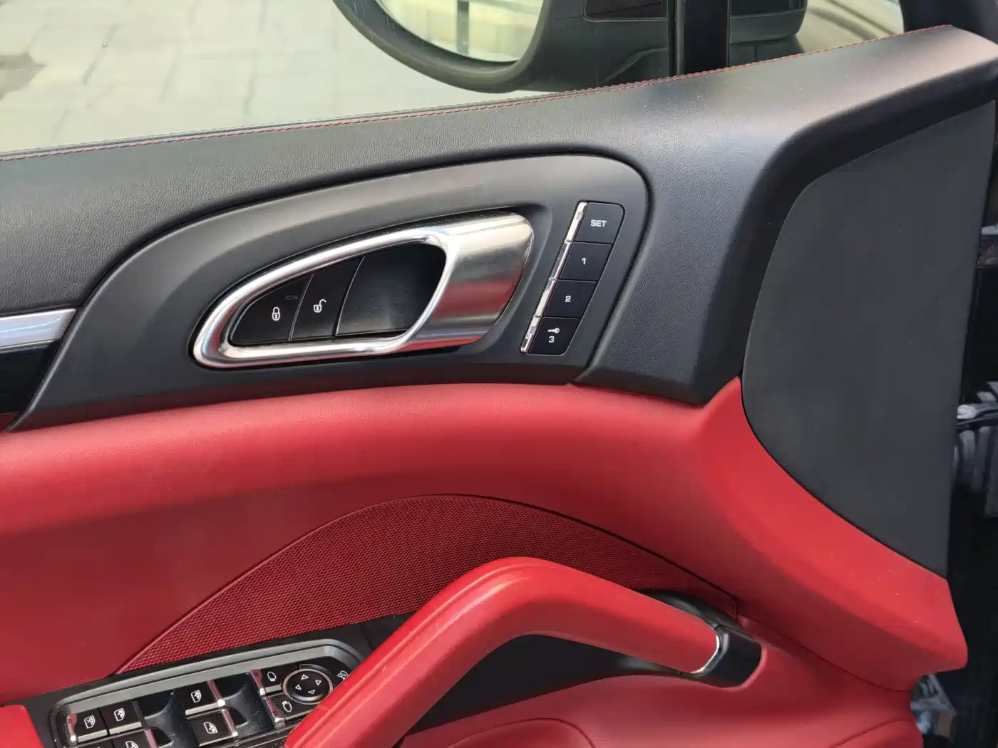 Porsche Cayenne 2014 Cayenne Platinum Edition 3.0T фото 8