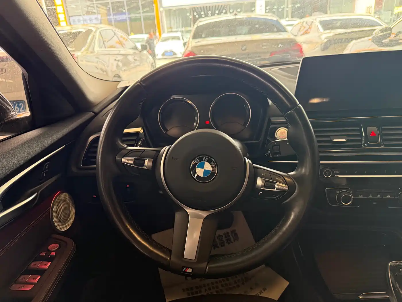 BMW 1 Series 2022 125i M Sport Shadow Edition фото 14