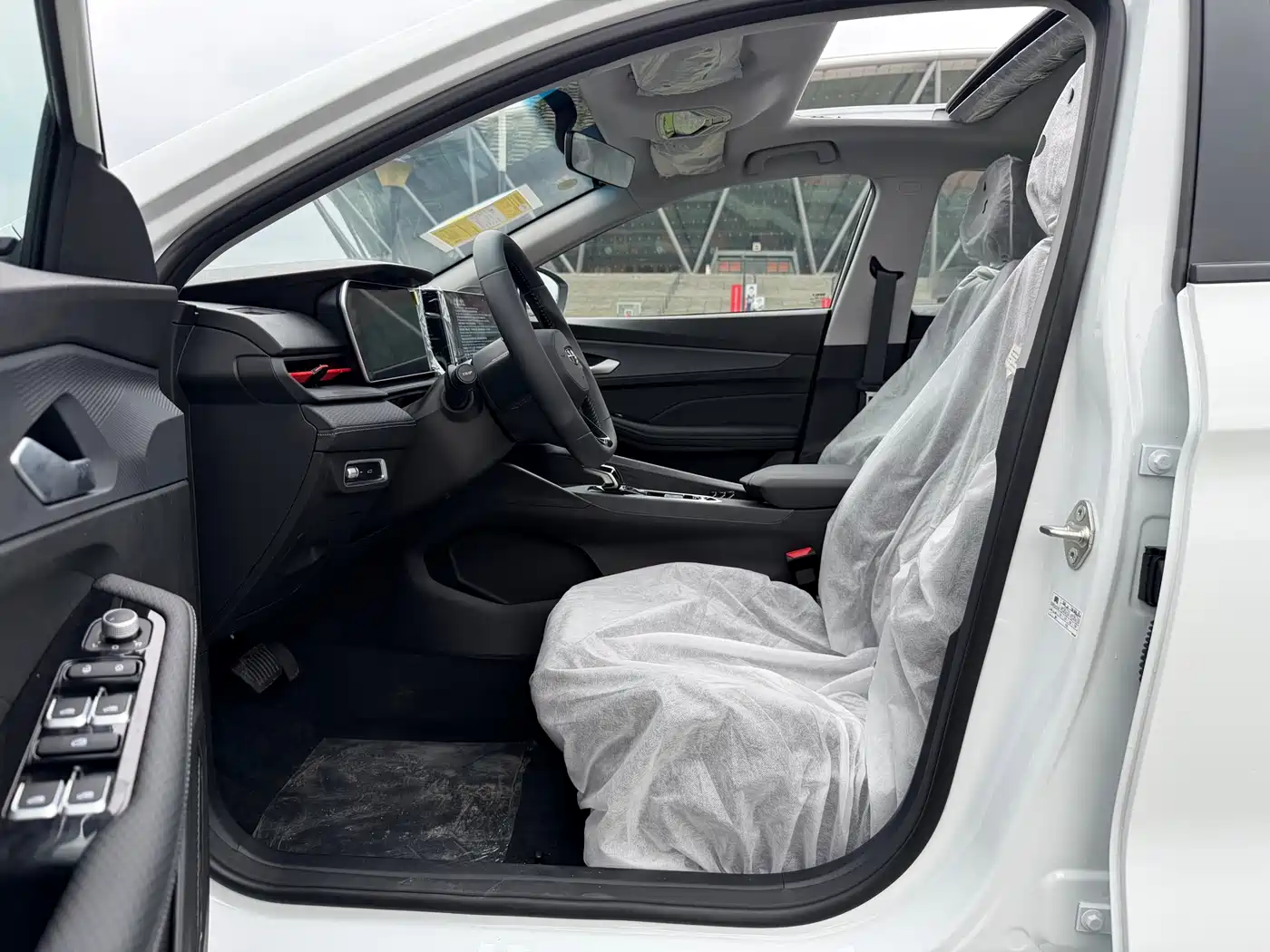 Geely Binrui 2026 2024 Binrui COOL 1.5T DCT Soaring Dragon Edition