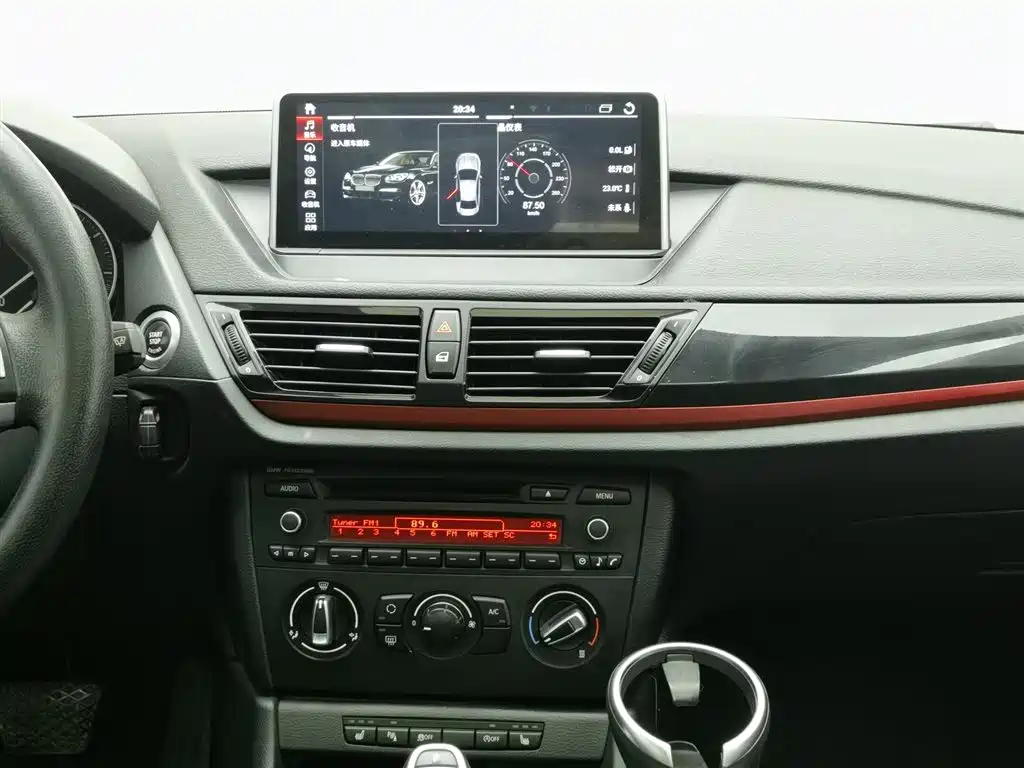 BMW X1 2015 Model sDrive18i Fashion Advanced Edition фото 12
