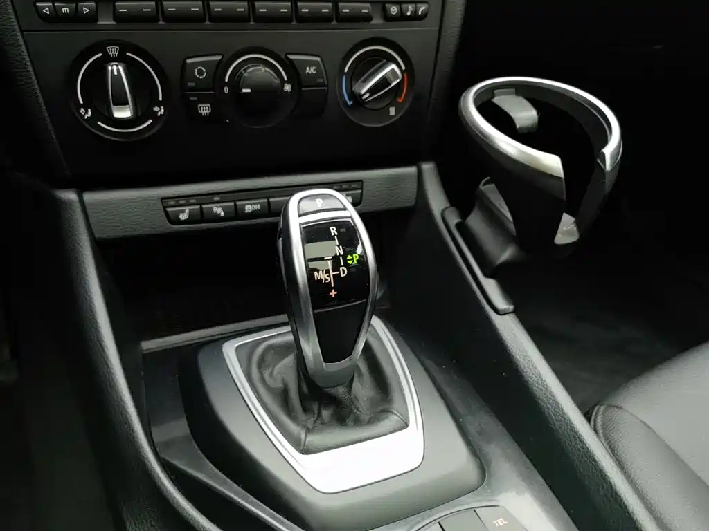 BMW X1 2015 Model sDrive18i Fashion Advanced Edition фото 13