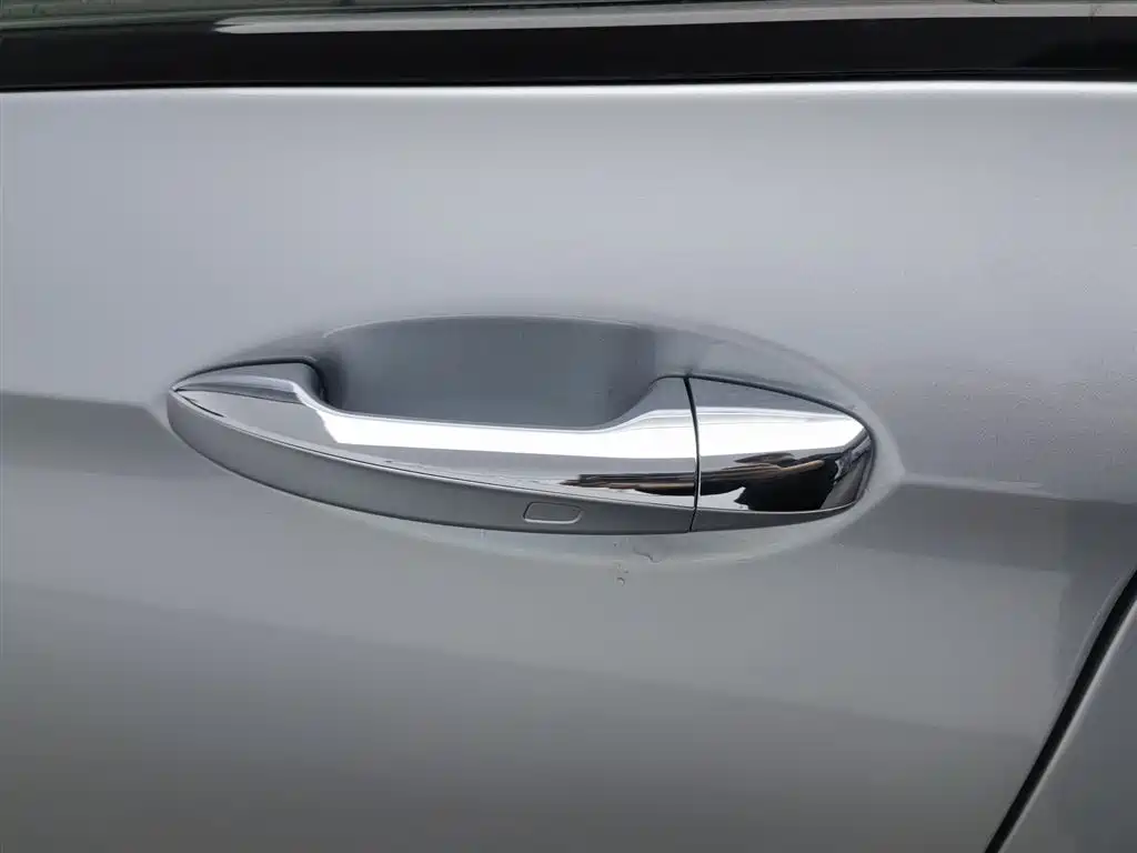 MERCEDES-BENZ E-CLASS (IMPORTED)