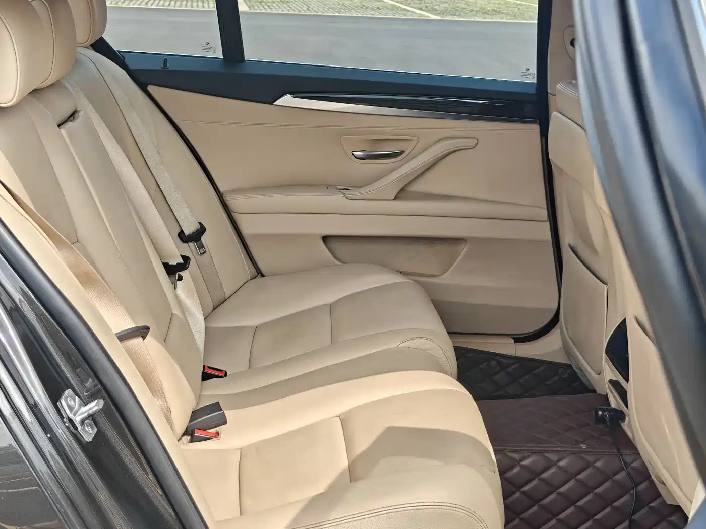 BMW 5 Series 2014 525Li Leading фото 11
