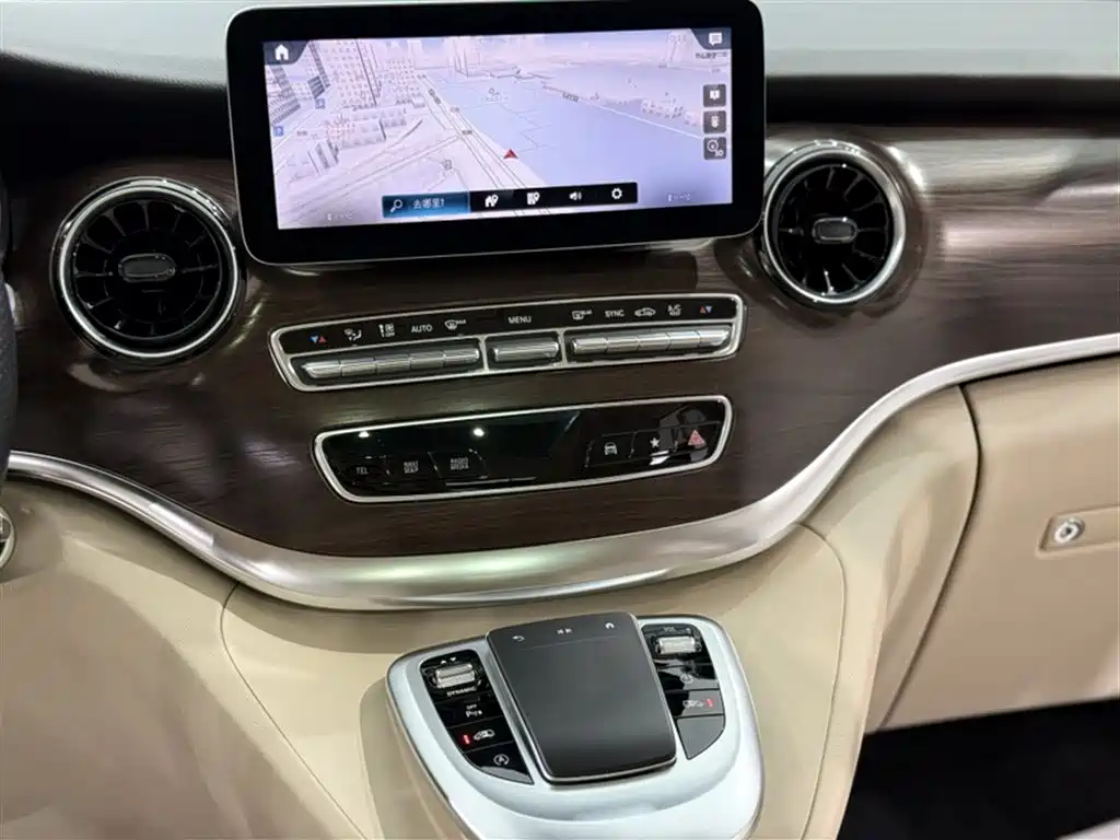 Mercedes-Benz V-Class 2021 V 260 Pilot Edition фото 21