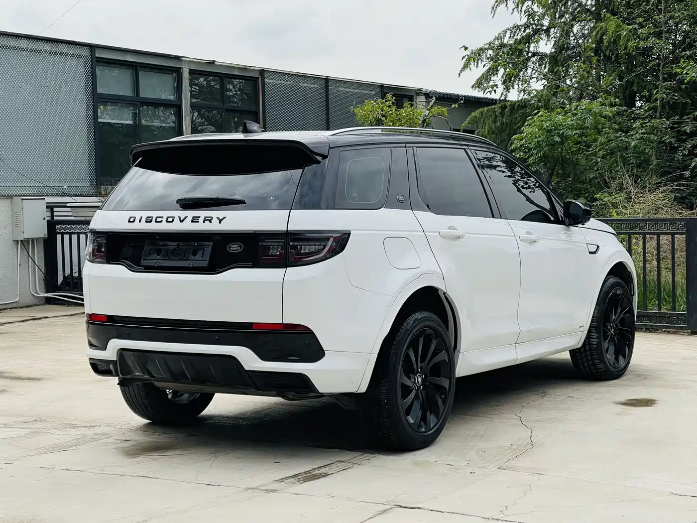 Land Rover Discovery Sport 2021 249PS R-Dynamic S Performance Edition фото 18