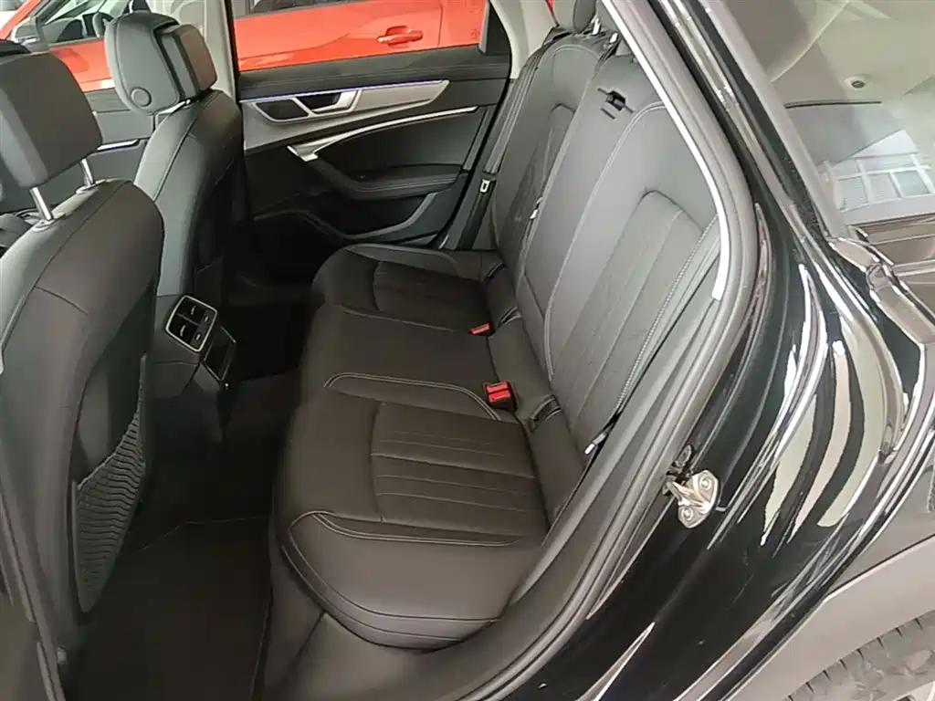Audi A6 (Import) 2024 allroad quattro 55 TFSI Premium Off-road фото 17