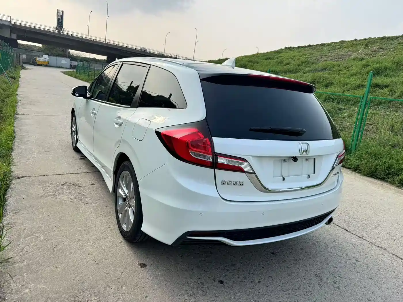 Honda Jade 2019 2017 1.8L Automatic Comfort Edition 5-seater