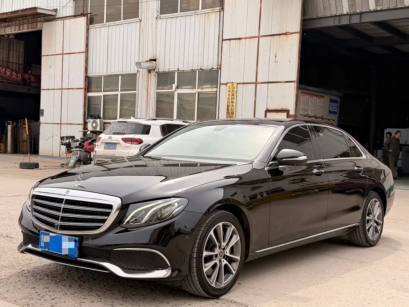 Mercedes-Benz E-Class 2019 E 300 L Luxury