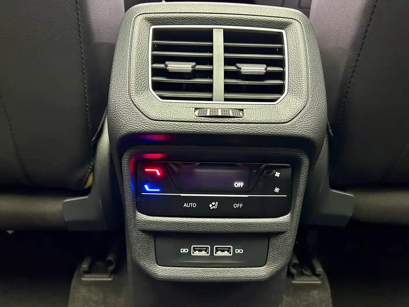 Volkswagen Tayron 2023 280TSI 2WD Luxury Plus Advanced Edition фото 21