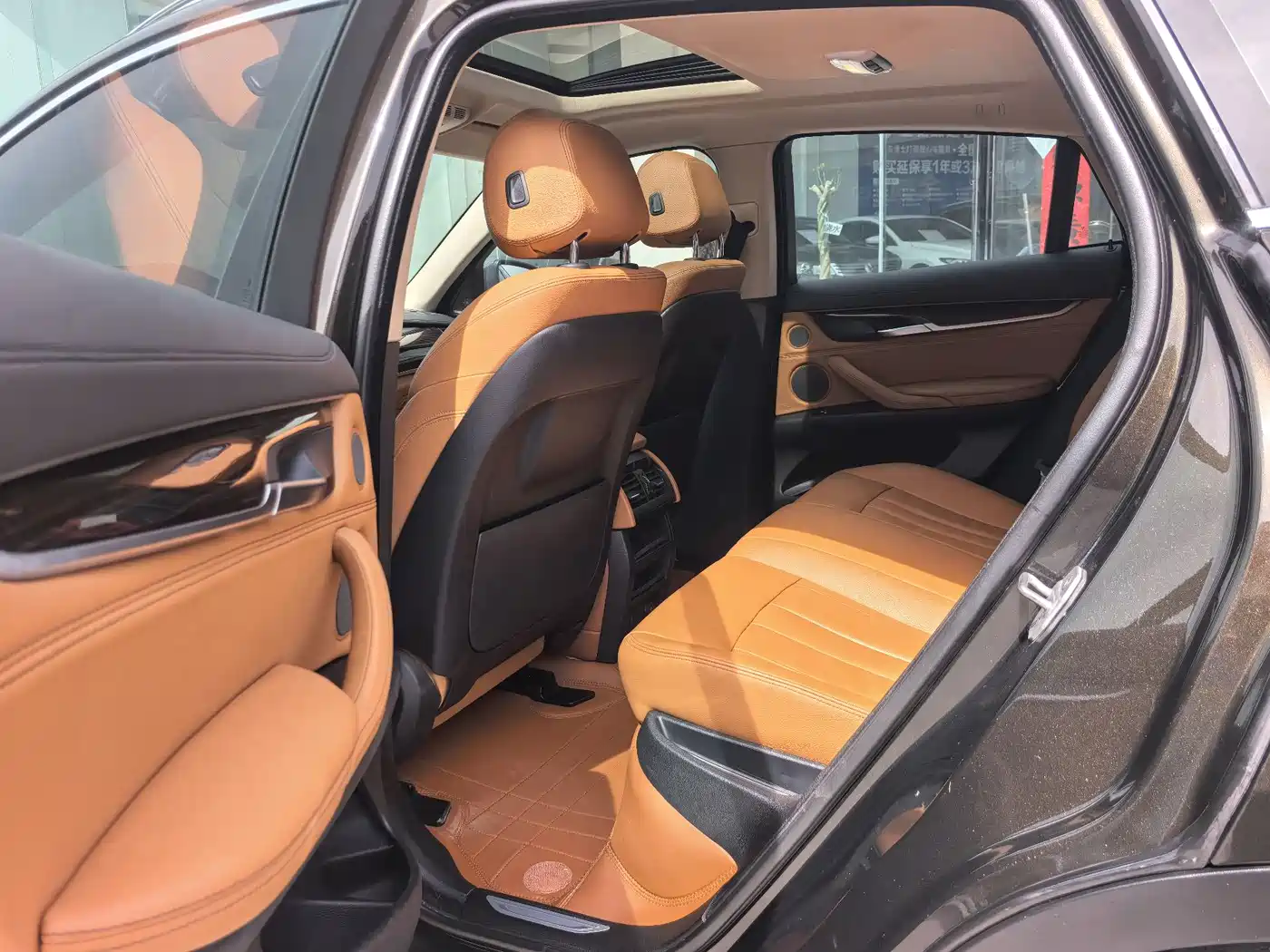 BMW X6 2015 xDrive35i Luxury Model фото 11
