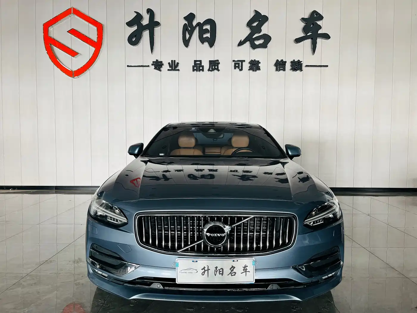 Volvo S90 (Import) 2016 T6 AWD Inscription фото 2