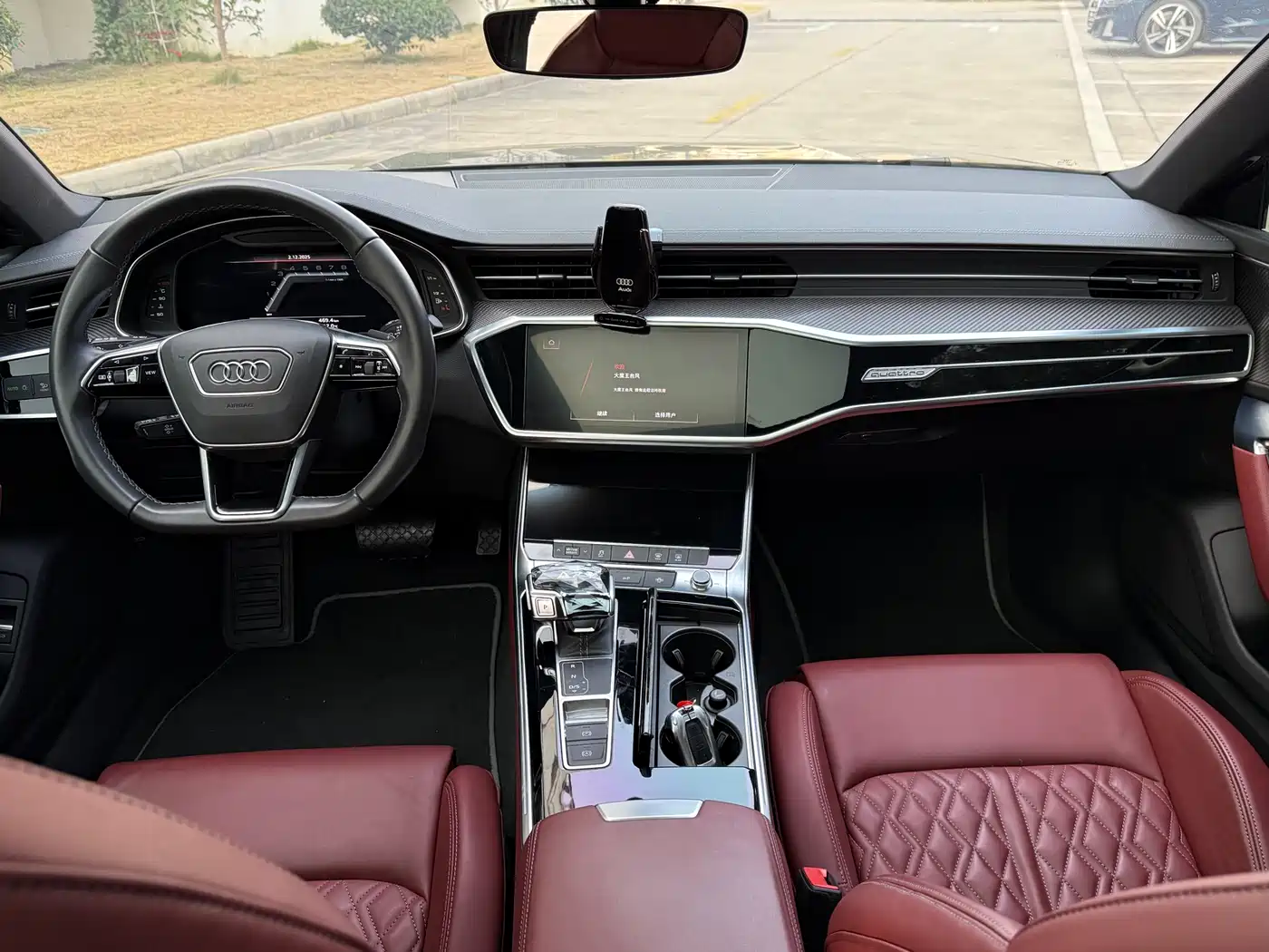 Audi A7L 2024 45 TFSI quattro Black Warrior Edition фото 7