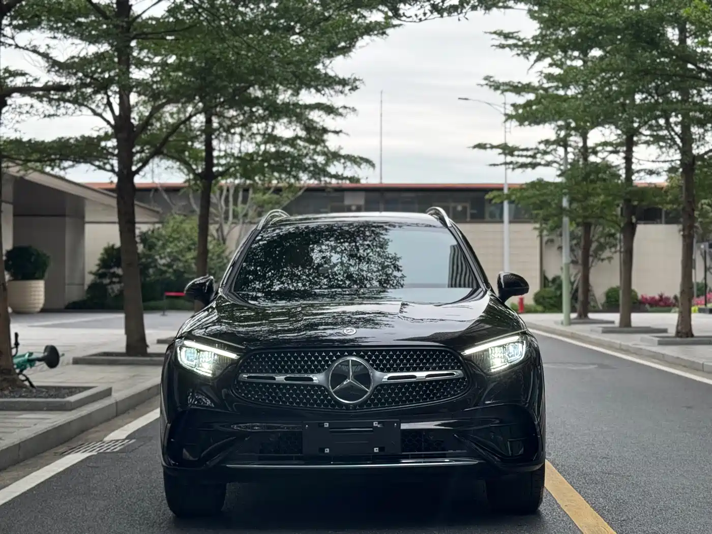 Mercedes-Benz GLC 2025 Facelift GLC 300 L 4MATIC Dynamic 7-seater фото 2