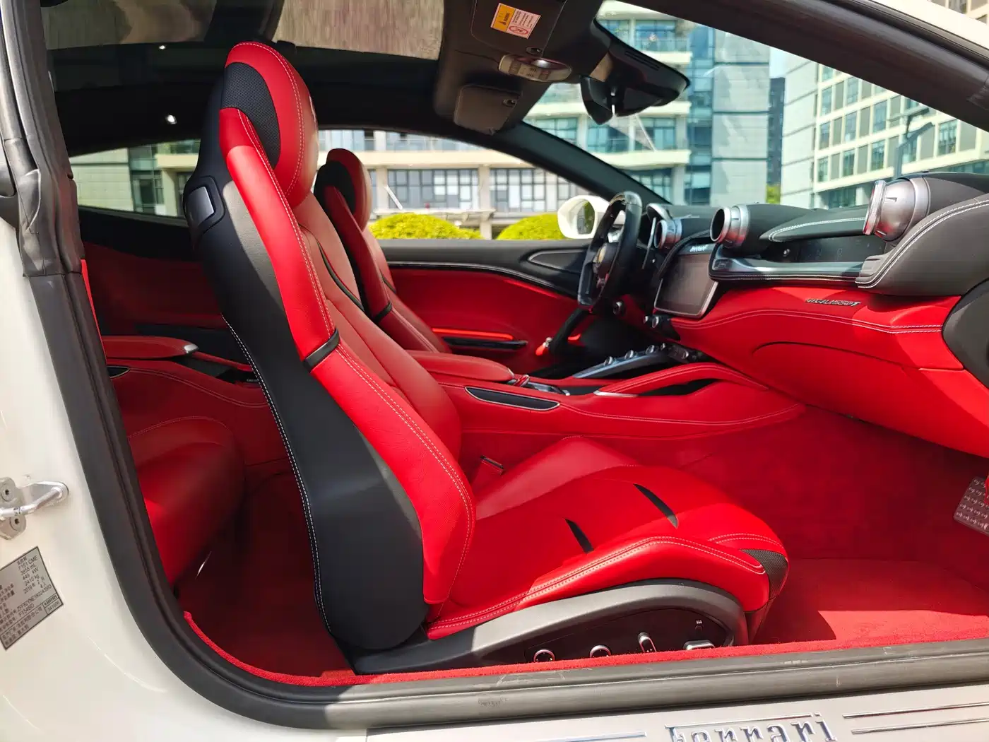 Ferrari GTC4Lusso 2019 2017 3.9T V8
