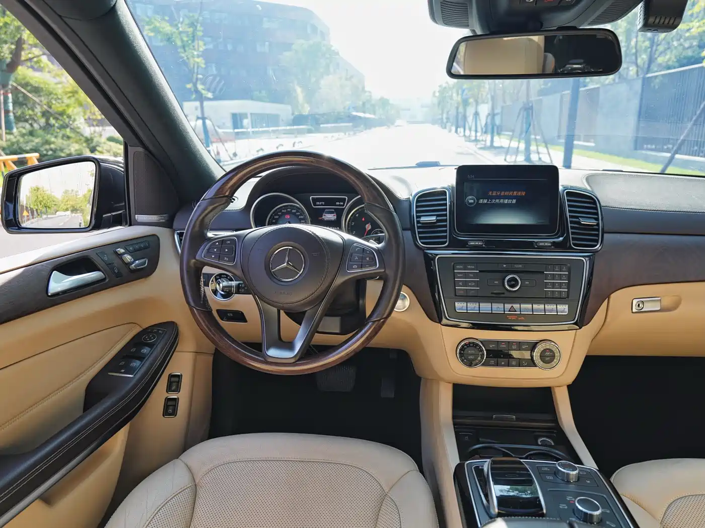 Mercedes-Benz GLS 2017 GLS 500 4MATIC фото 8