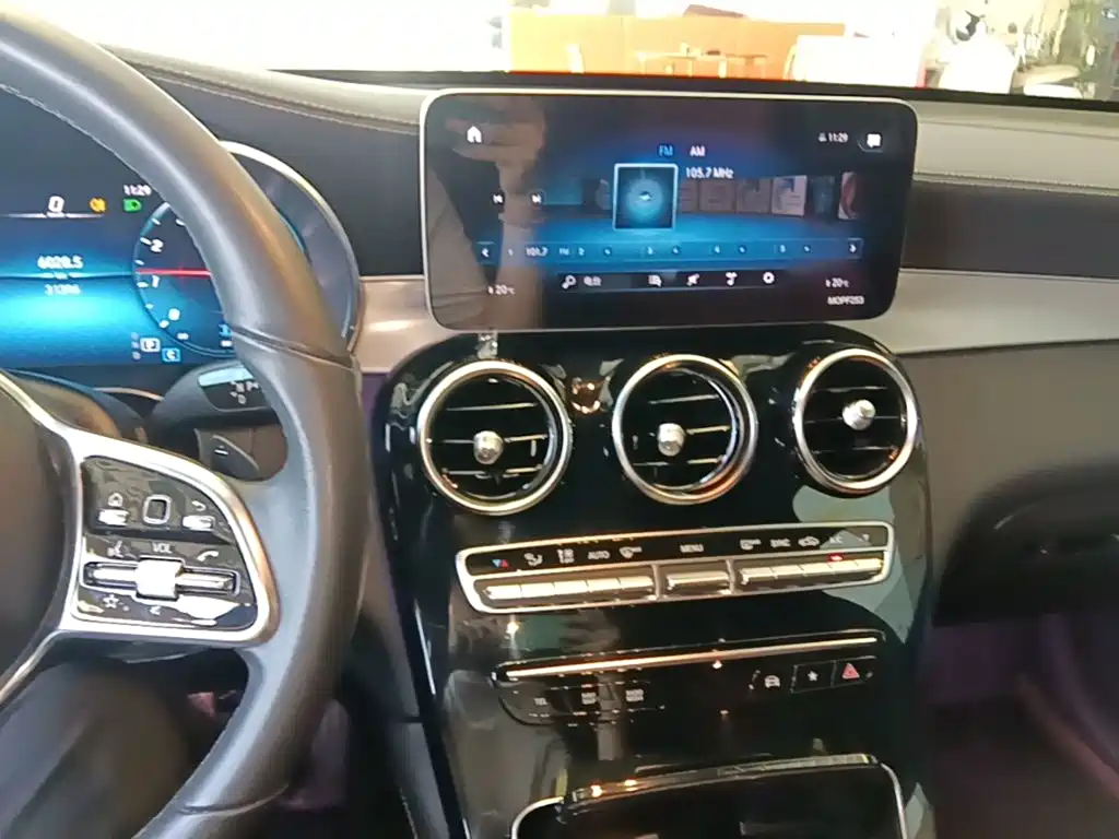 Mercedes-Benz GLC Coupe 2021 2021 GLC 260 4MATIC Coupe SUV