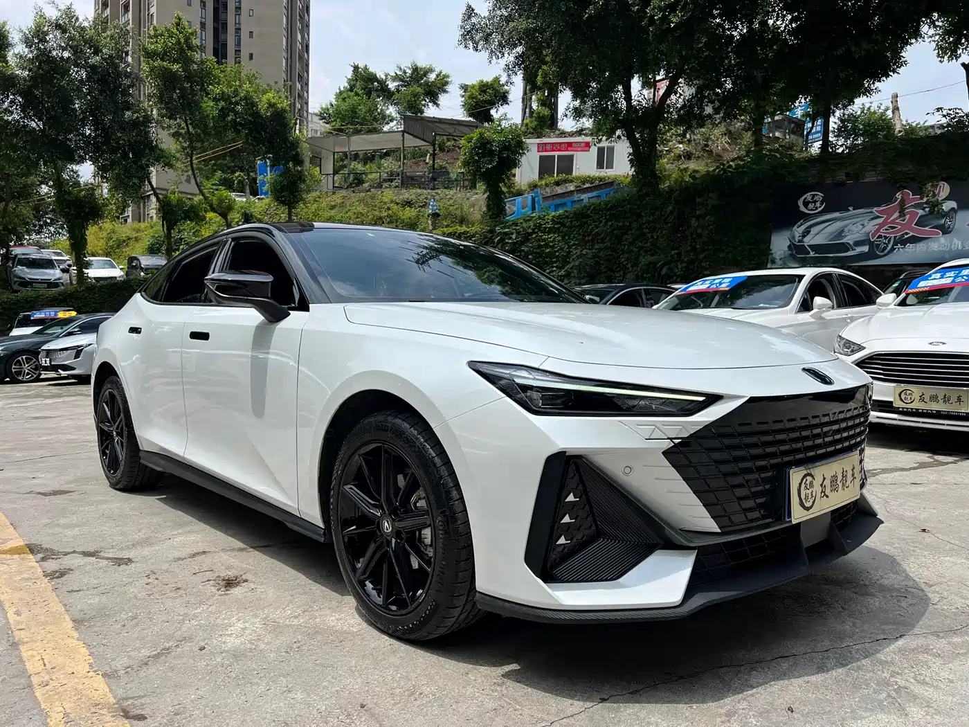 CHANGAN UNI-V