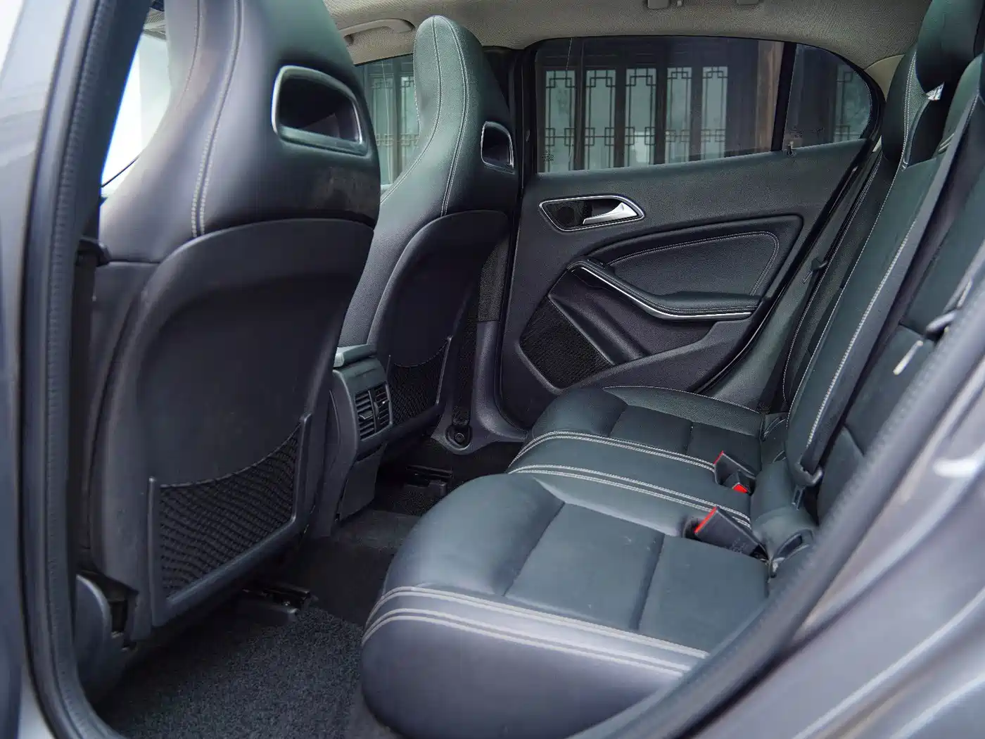 Mercedes-Benz GLA 2015 GLA 200 Fashion фото 6