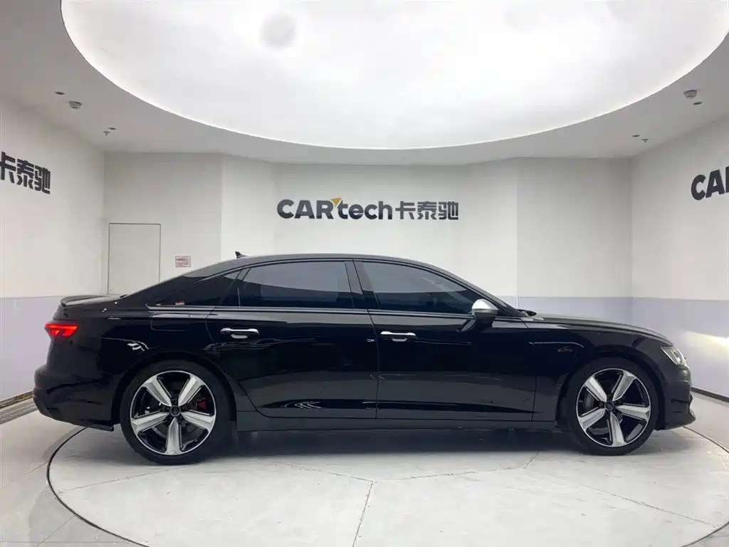 Audi A6L 2020 45 TFSI Premium Elegance фото 4