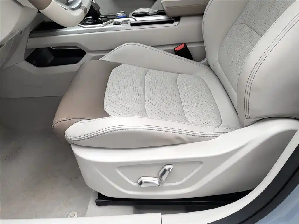 GEELY AUTOMOBILE GEELY ICON