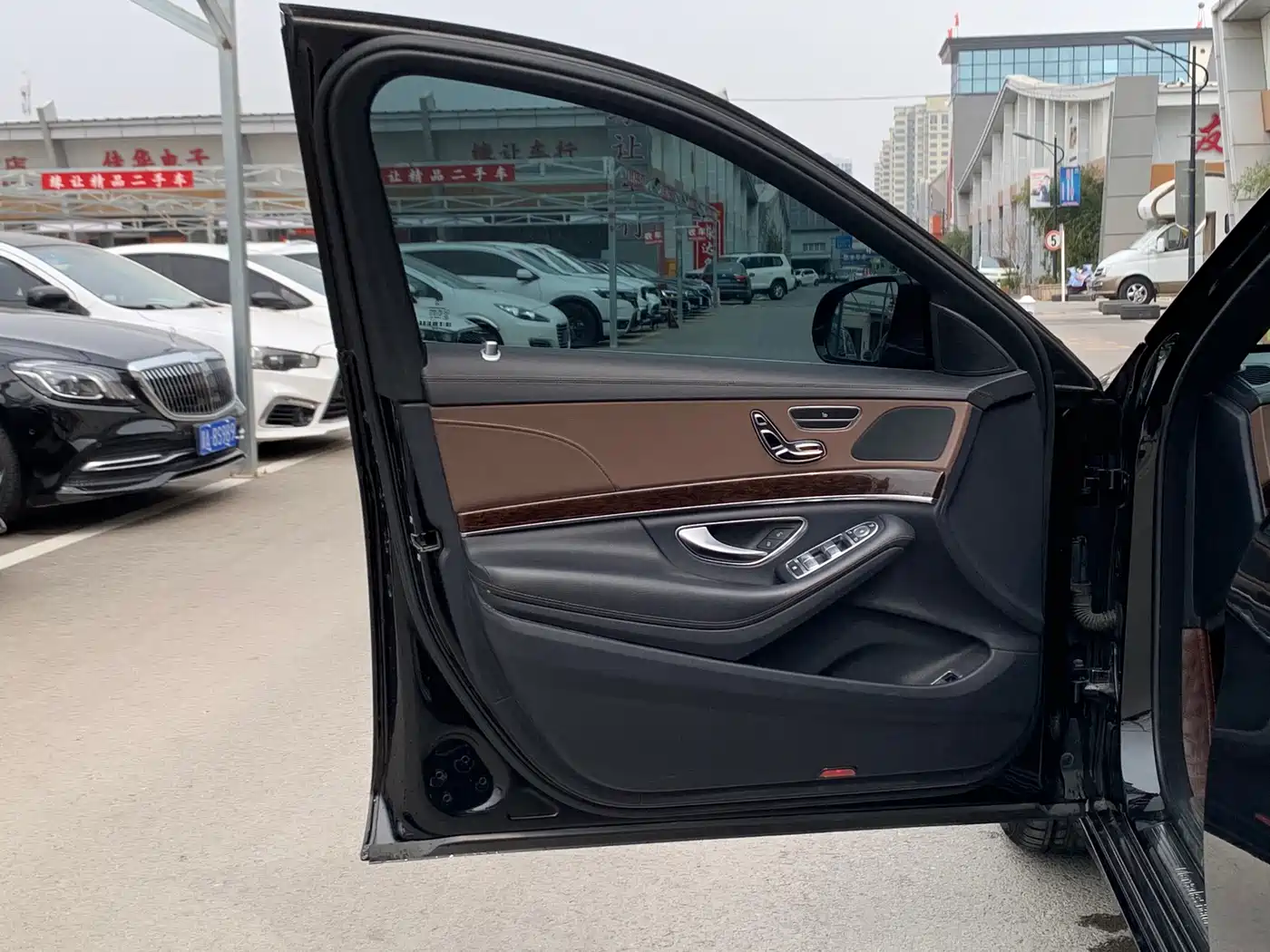 Mercedes-Benz S-Class 2016 S 320 L Business Edition фото 7