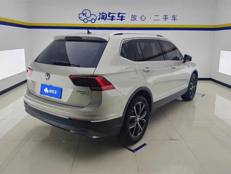 Volkswagen Tiguan L 2018 380TSI Automatic AWD Flagship Edition фото 3