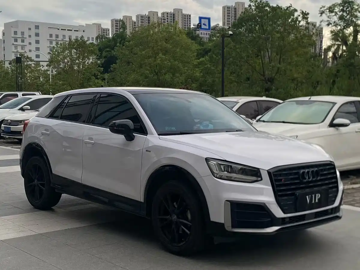 Фото 3 - Audi Q2L