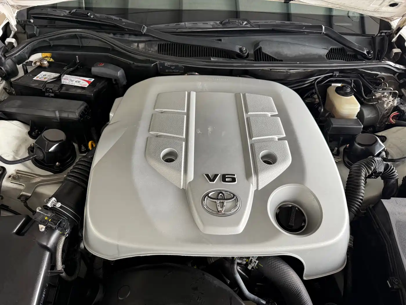 Toyota Reiz 2013 2.5V Premium Edition фото 17