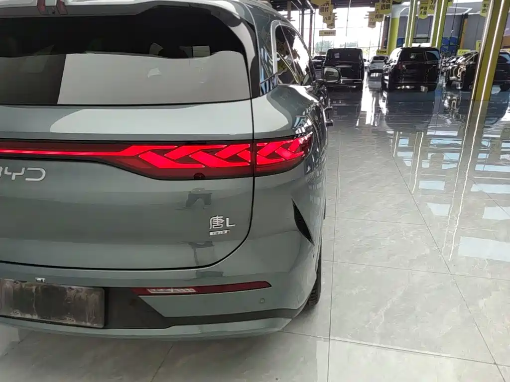 BYD Tang L 2025 2025 DM 175KM Drone Player Edition