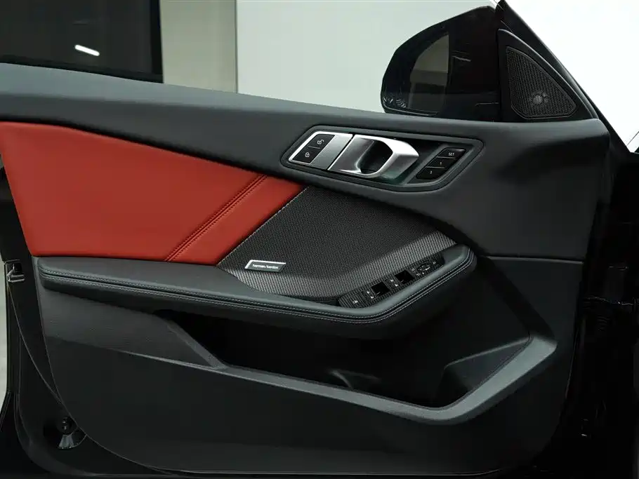 BMW M235L 2026 2025 M235L