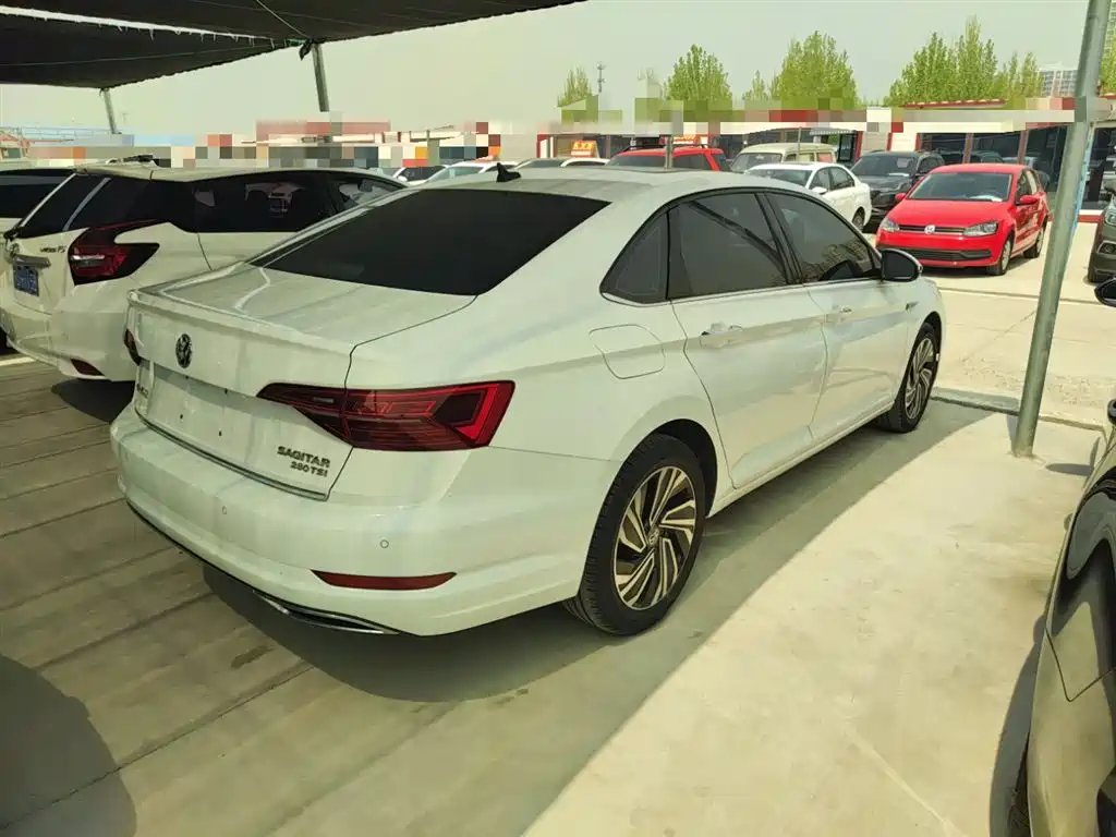 VOLKSWAGEN SAGITAR