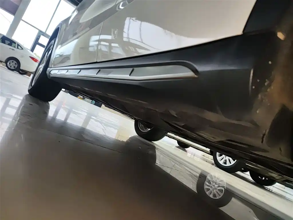 Mercedes-Benz GLA 2018 GLA 200 Dynamic фото 21