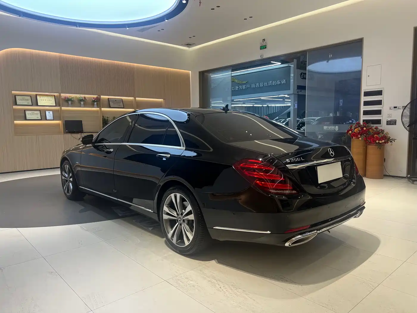 Mercedes-Benz S-Class 2019 S 350 L Luxury Ultimate Edition фото 6