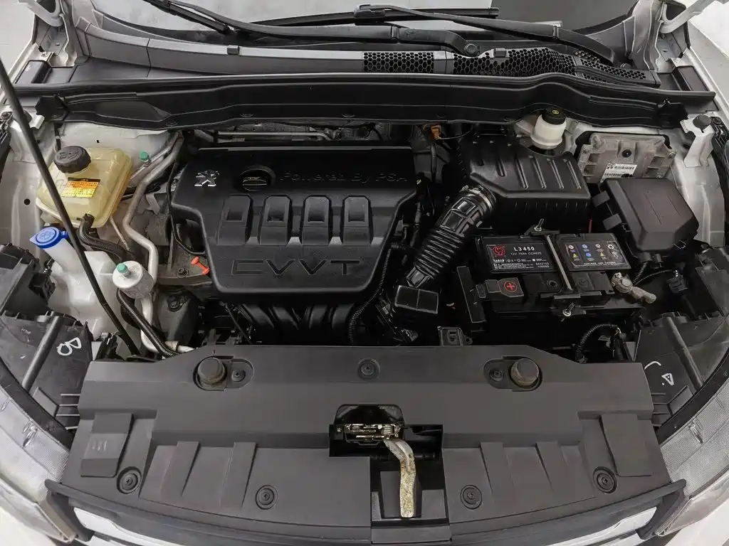 Dongfeng Aeolus Dongfeng Fengshen AX7 2015 2015 2.0L Manual Zhiyi Edition