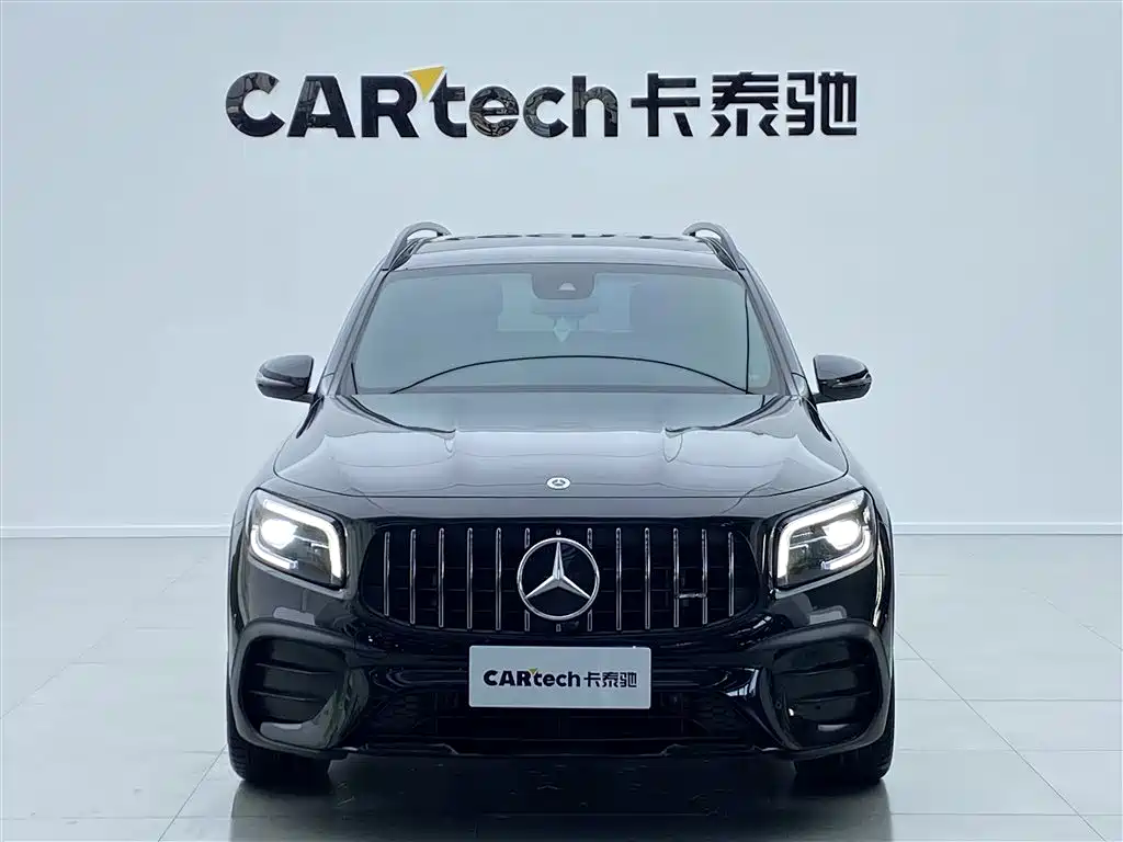 MERCEDES-BENZ GLB AMG