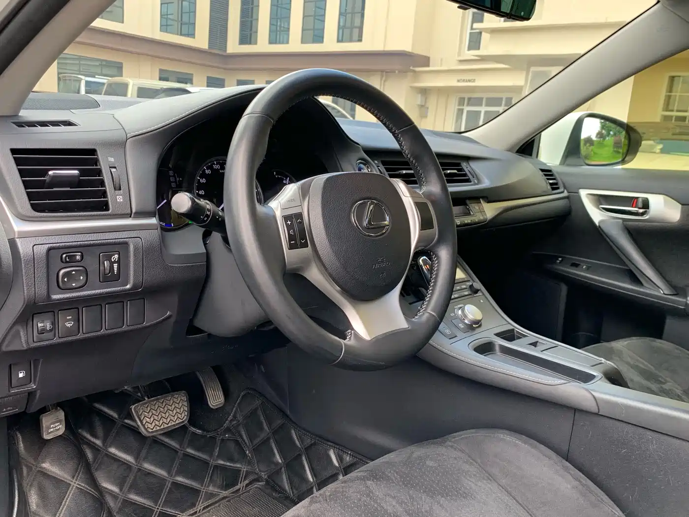 Lexus CT 2012 2012 Model CT200h Elite Edition