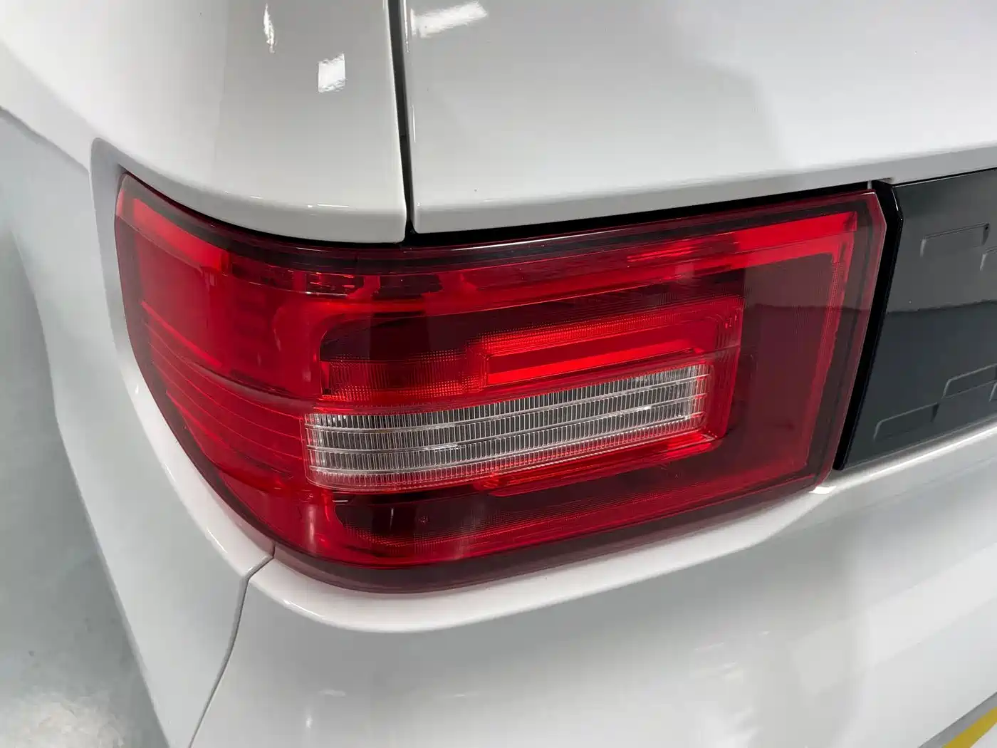 Photo 18 - Wuling Motors Hongguang MINIEV