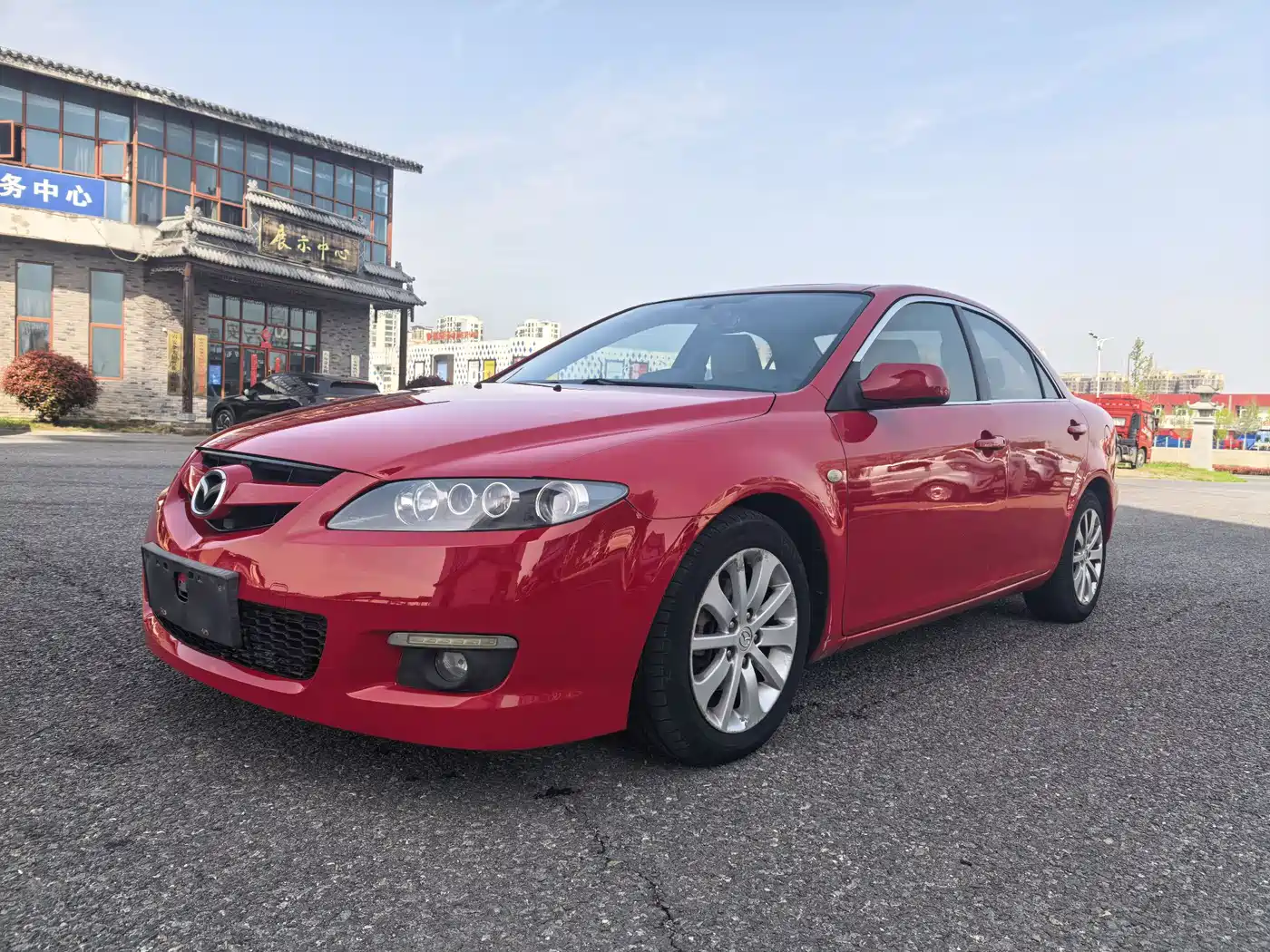 Фото 1 - Mazda 6