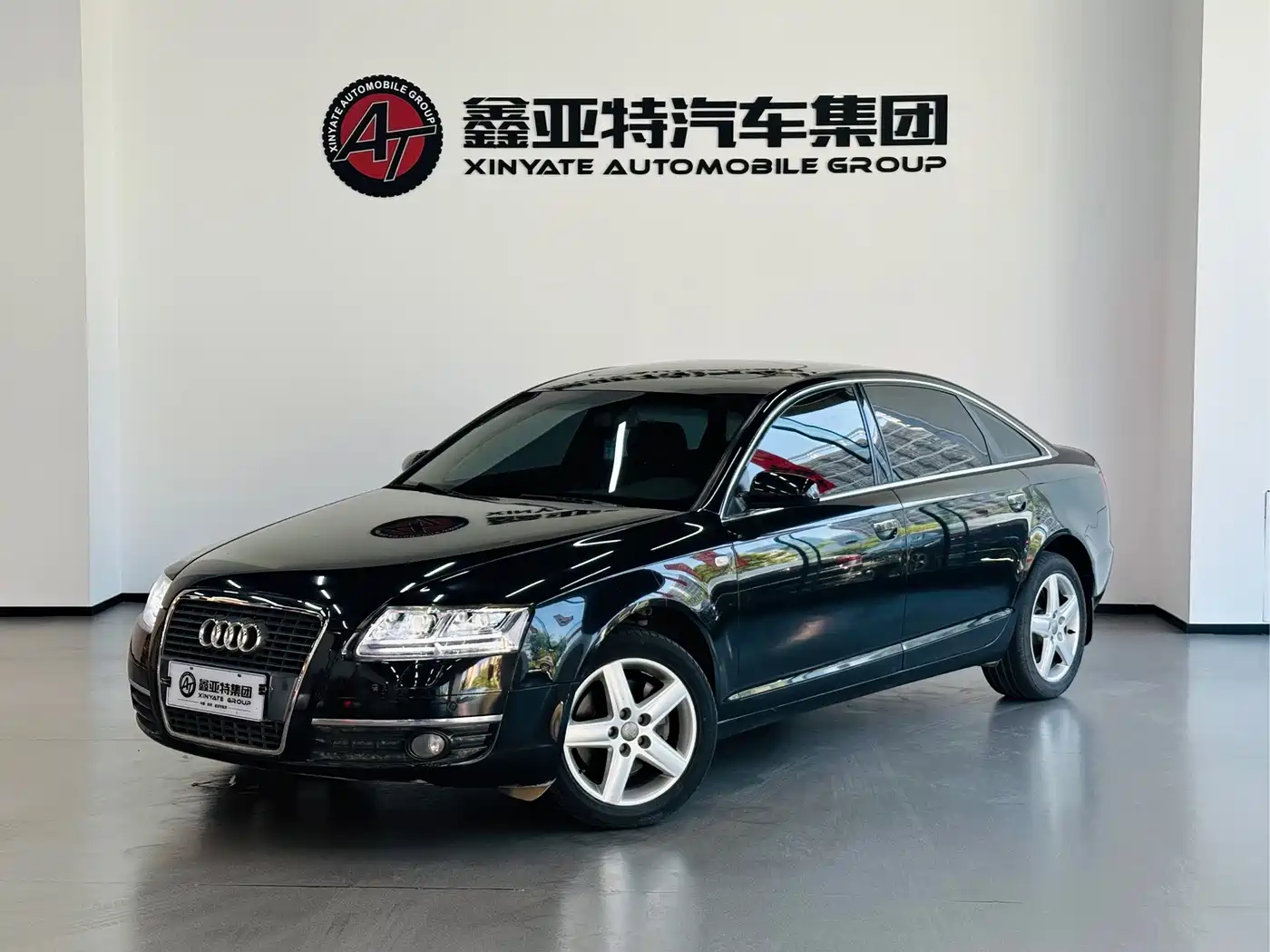Photo 1 - Audi A6L
