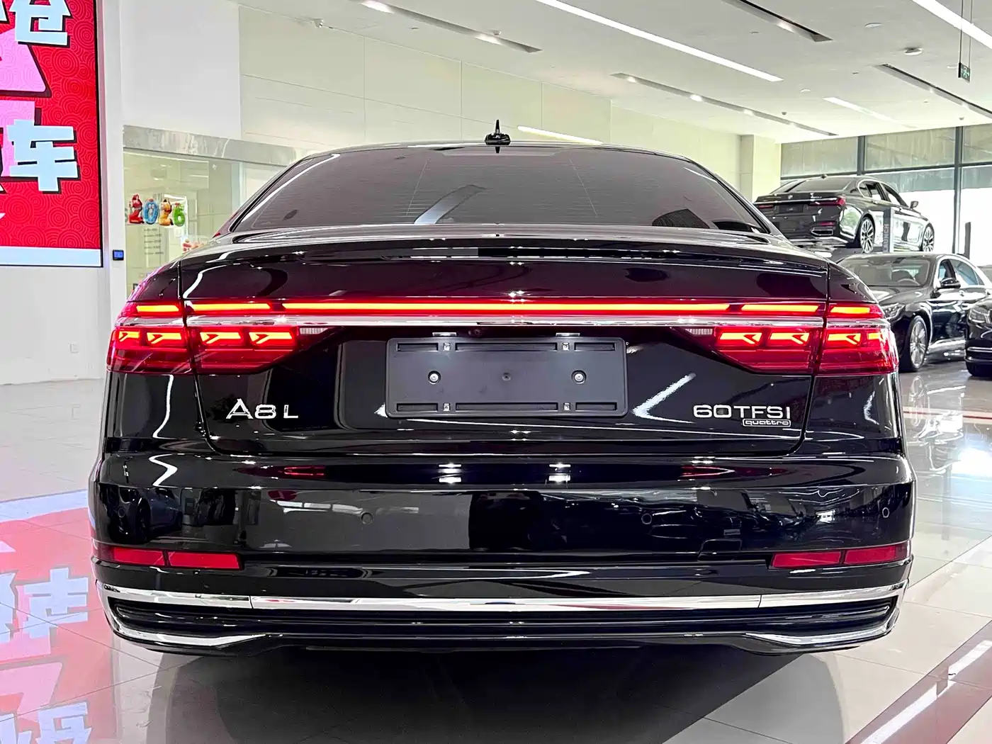 Audi A8 2023 A8L 50 TFSI quattro Premium фото 10