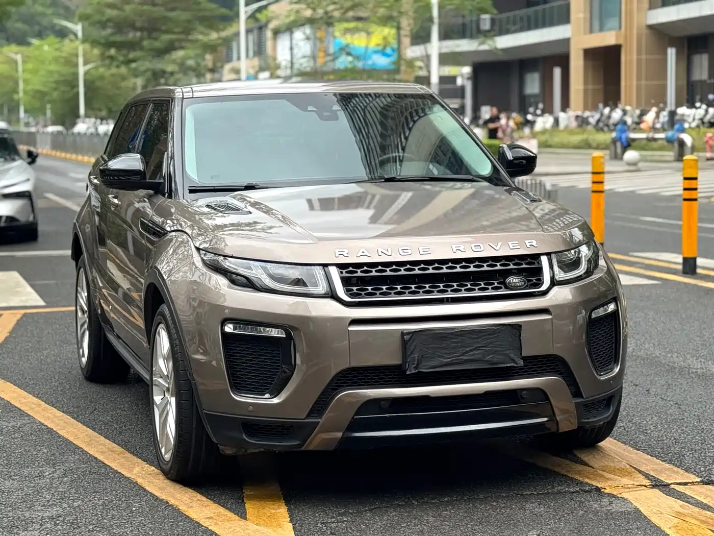 Land Rover Range Rover Evoque 2018 240PS HSE DYNAMIC Drive Edition фото 3