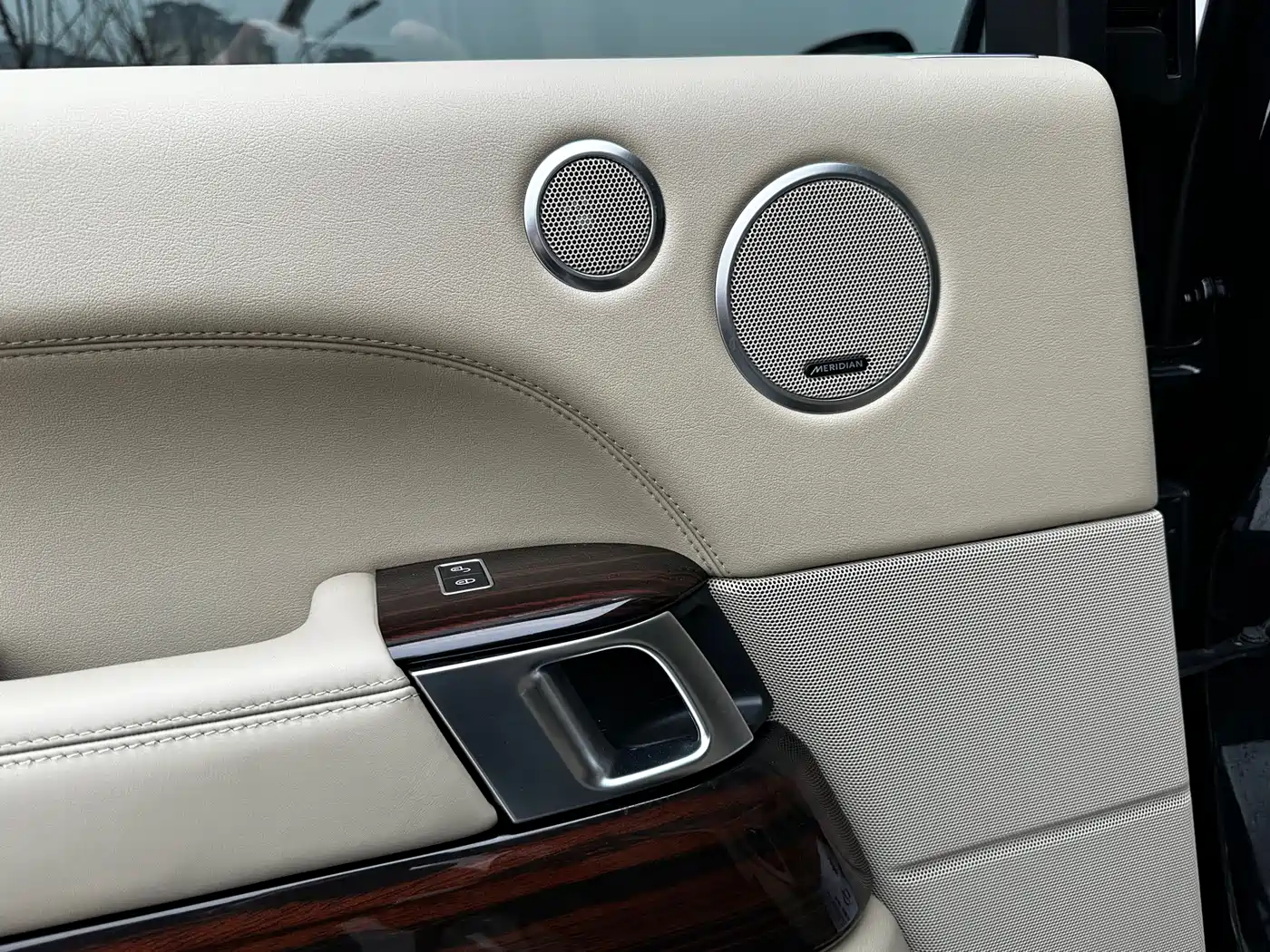 Land Rover Range Rover 2015 3.0 SC V6 Vogue фото 19