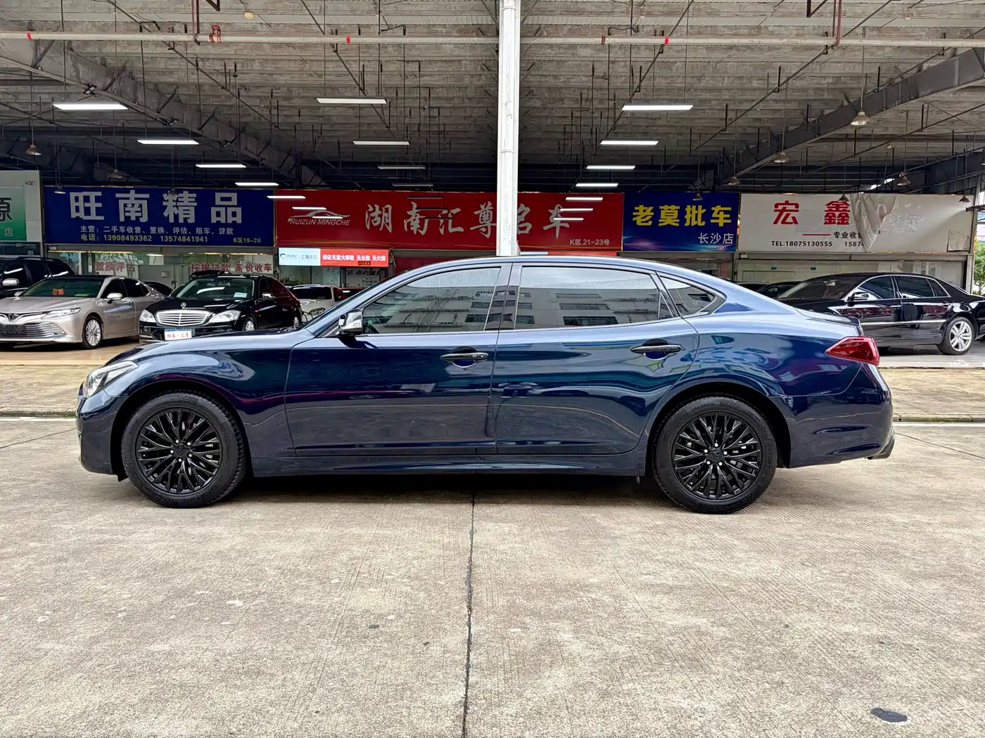 Infiniti Q70 2018 2017 Q70L 2.5L Enjoyment Edition