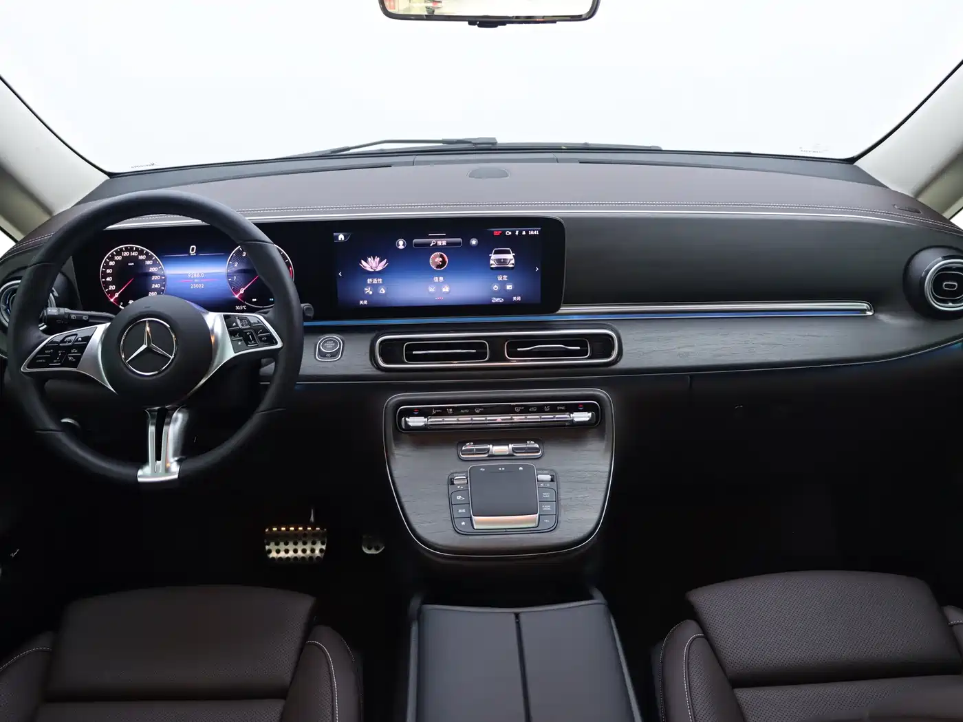 Mercedes-Benz V-Class 2025 2024 V 300 L Long Wheelbase Luxury Edition