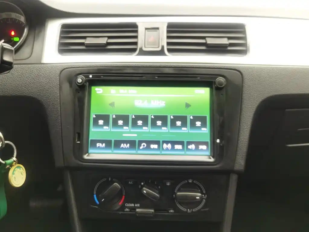 Škoda Skoda Rapid Spaceback 2019 Facelift 1.5L Automatic Comfort Version China VI фото 12