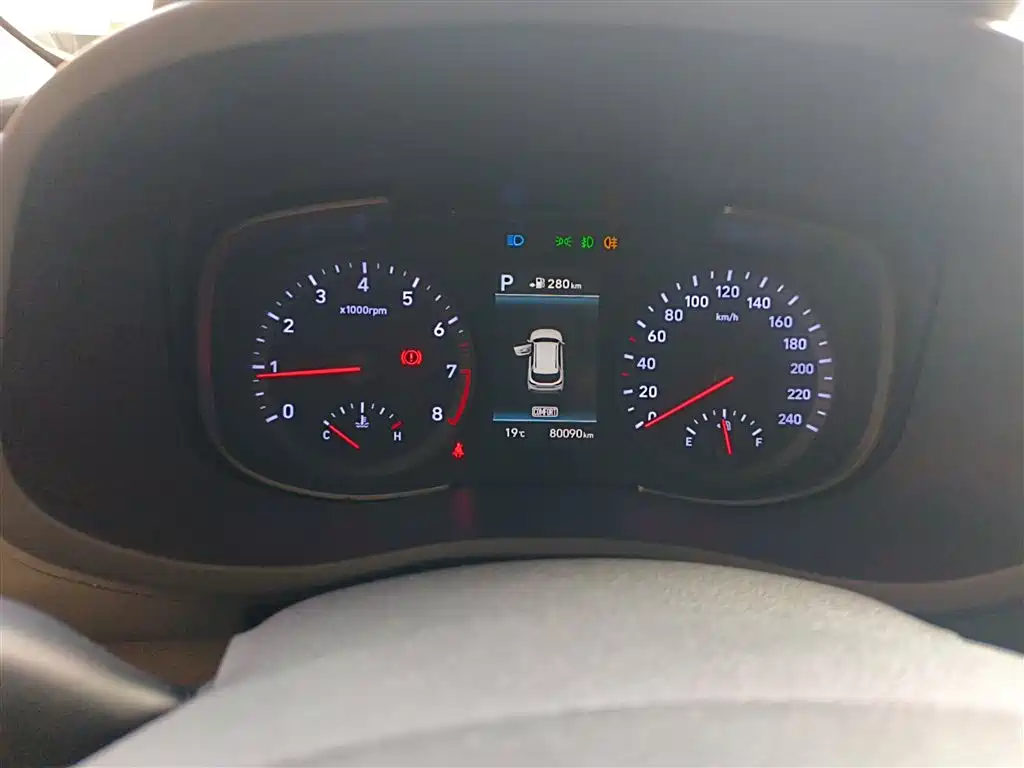 Hyundai Beijing Hyundai ix35 2018 2.0L Automatic 2WD Zhiyong·Enjoyment Edition фото 8