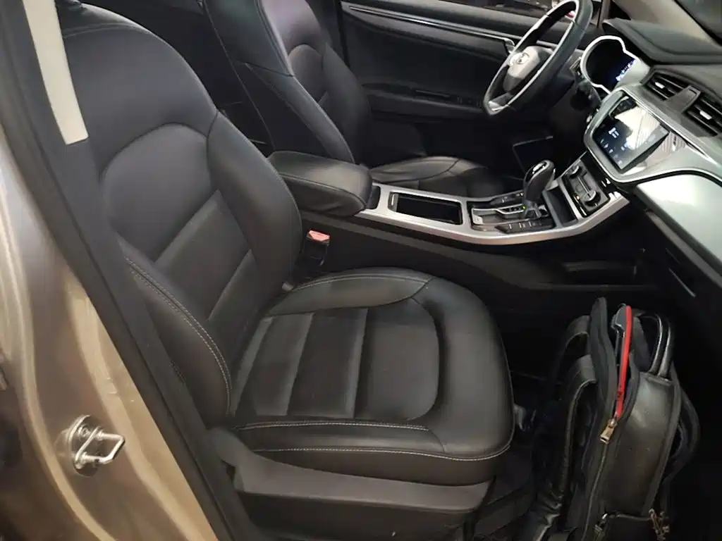 Geely Emgrand GL 2019 2019 1.4T CVT Elite Smart Enjoy Edition