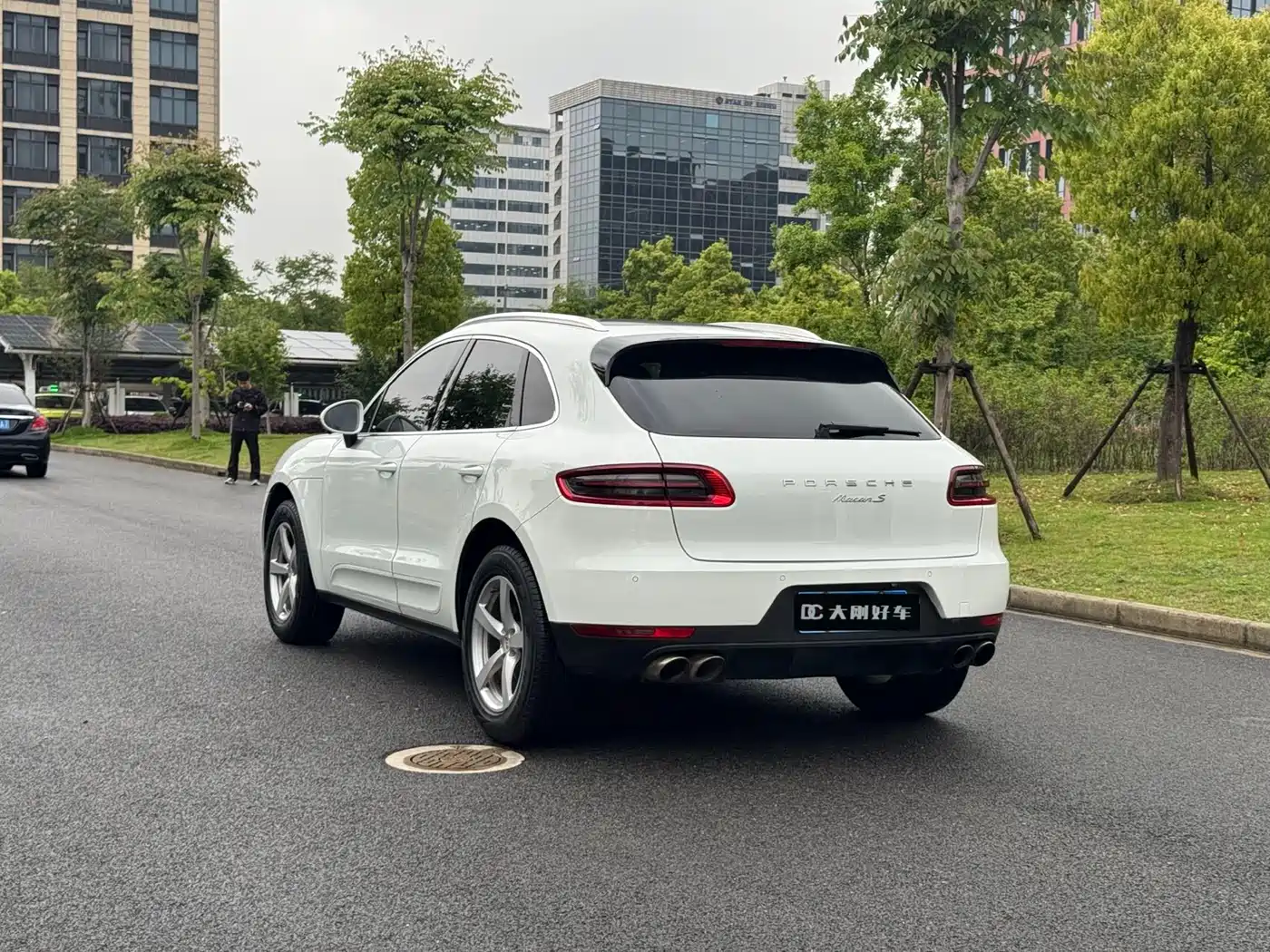 Porsche Macan 2016 Macan 2.0T фото 6